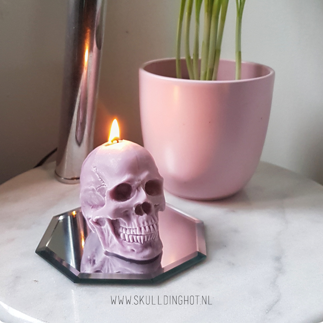 Skull candle purple