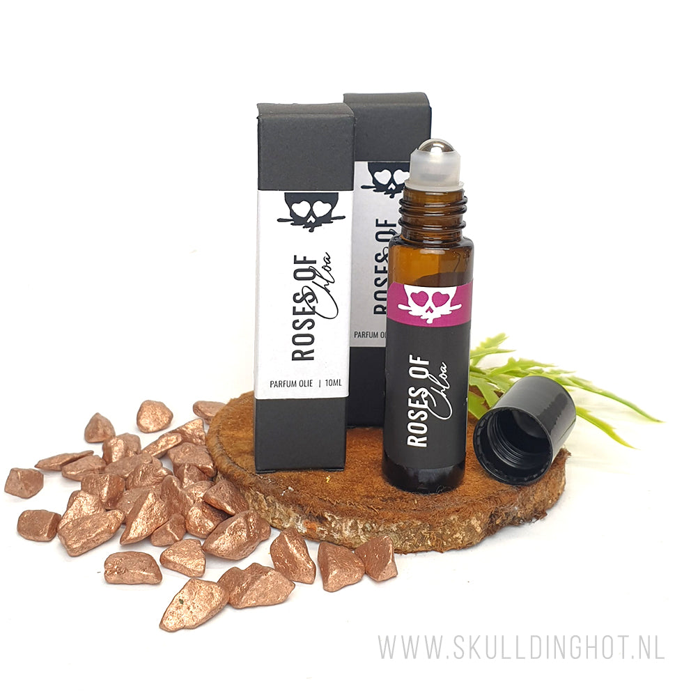 Roses of Chloa perfume roller